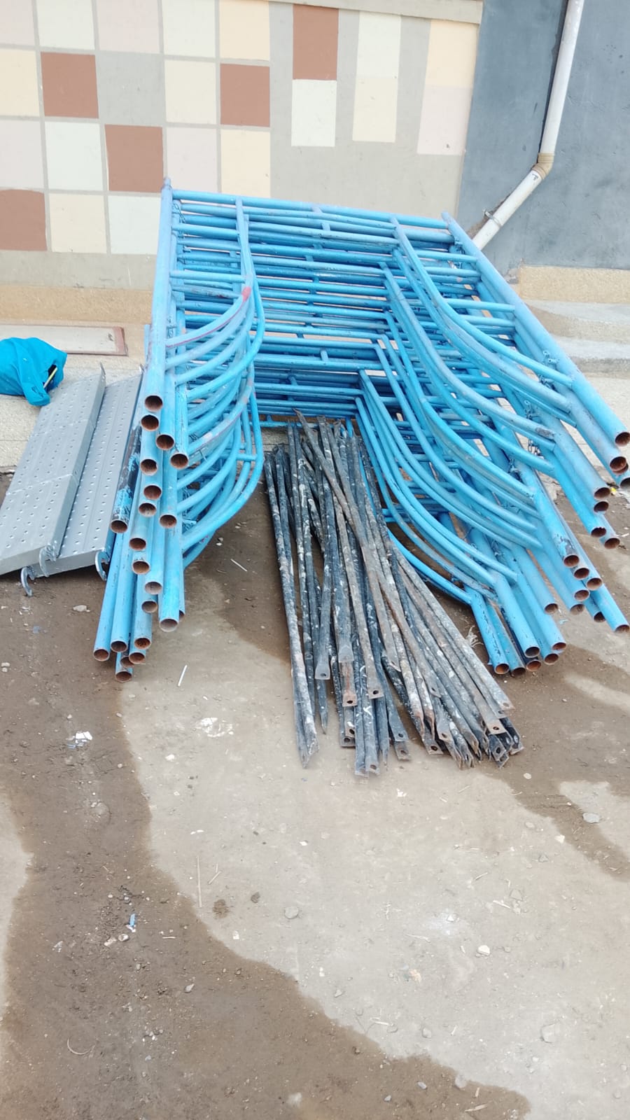 Successful delivery of ten H-frame scaffolding sets from Scalworks